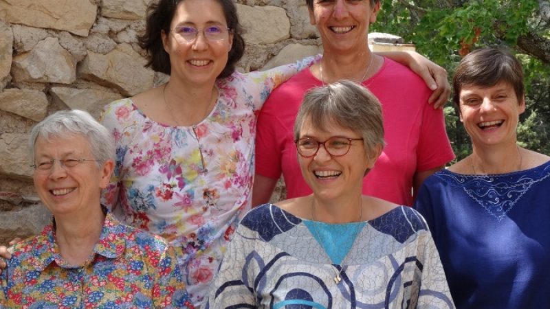Christine DANEL, supérieure générale, avec ses conseillères